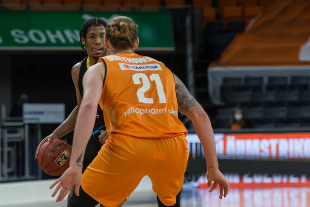 在门前抓住 在门前抓住