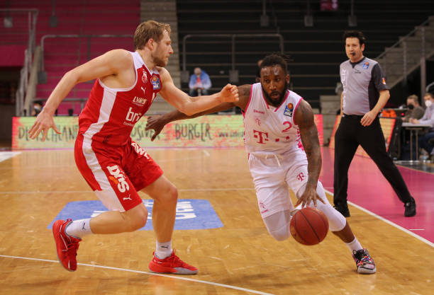 需要全队协 需要全队协